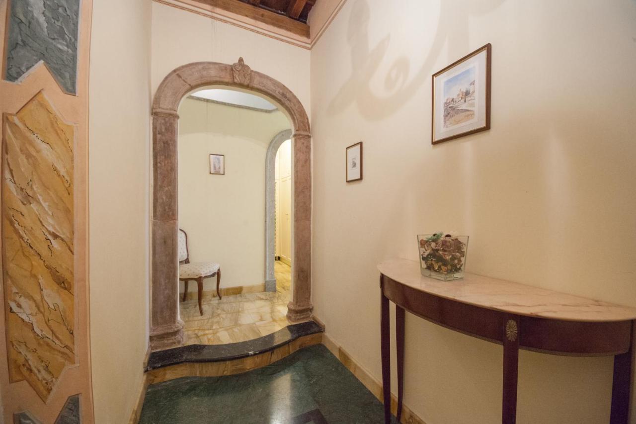 Gregoriana Apartment